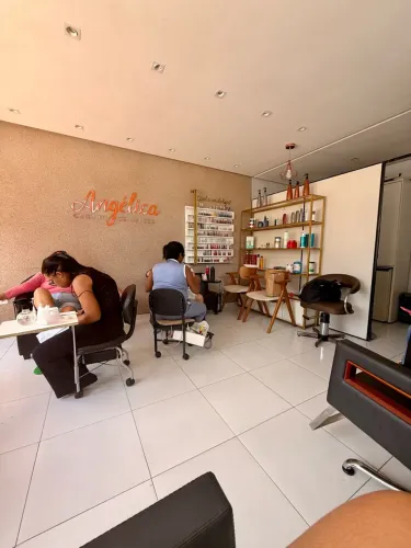 VAGA PARA MANICURE
