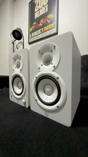 YAMAHA HS3 (monitor de áudio)