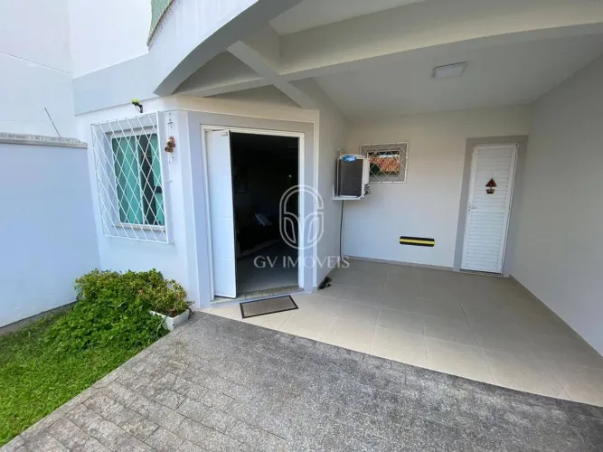 Sobrado mobiliado de 3 suítes para locação |126m²|2 vagas - Fazenda - Itajaí/SC