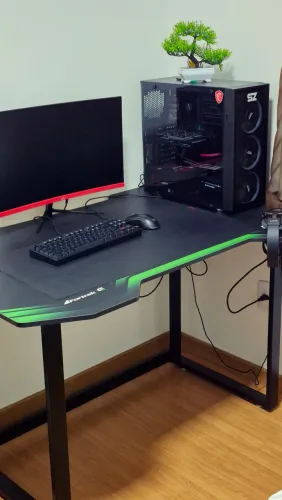 PC GAMER + MESA GAMER + PERIFÉRICOS