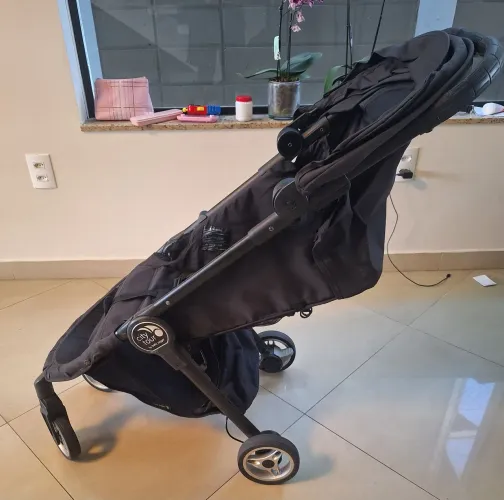 CARRINHO DE BEBÊ BABY JOGGER CITY TOUR - IMPORTADO - ULTRACOMPACTO