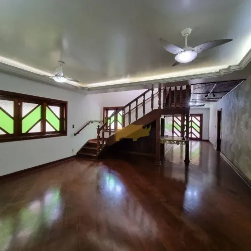 Casa com 3 dormitórios para alugar, 391 m² por R$ 5.699,00/mês - Santa Cruz - Rio Claro/SP