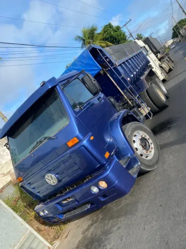 23220 CAÇAMBA COM AR !
