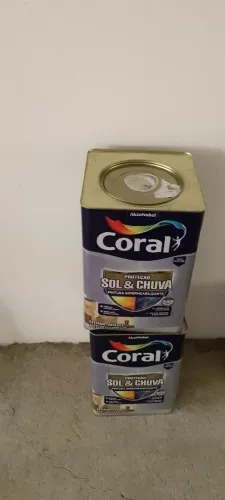 700$ dois baldes de tinta emborrachada 18L