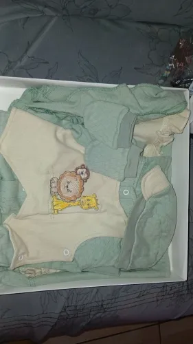 Roupas em Boa situação