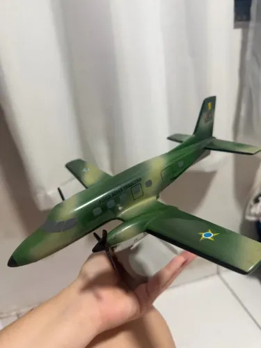 Miniatura colecionador avião Força Aérea Brasileira