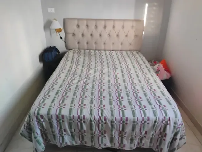Cama Box + cabeceira, Usada por R$150 