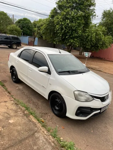 Toyota Etios XS Sedan 1.5 Flex 16V 4P Mec. 2018
