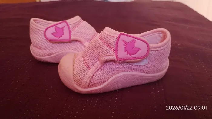 Tênis menina 18/19 bebê 