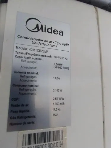 Dois Ar condicionados com defeito, Midea 28mil BTUs e Elgin 18 milBTUs