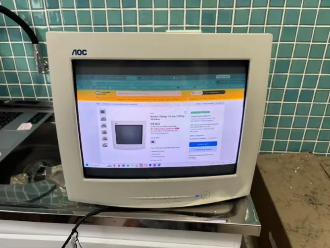 Monitor Vintage CRT AOC CT500G 15? (Tubo)