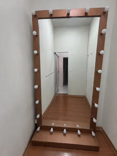 Espelho com luz e toda