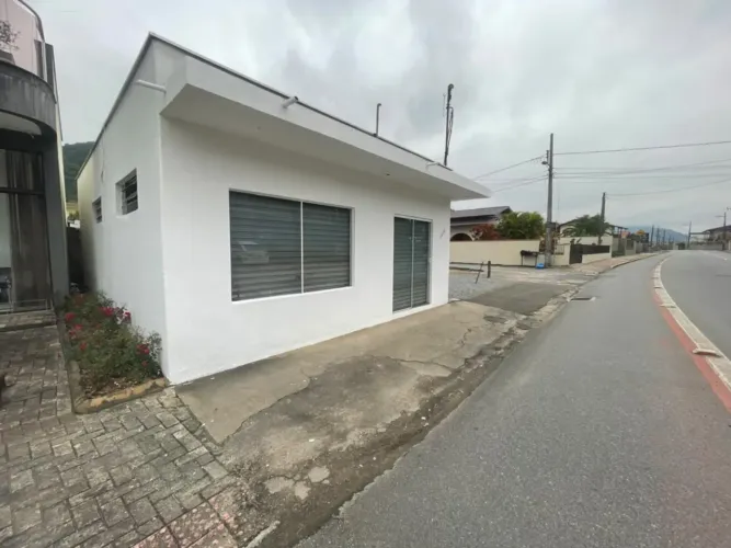 Cjto Comercial_Sala para alugar por R$ 1650.00, 48.00 m2 - JARAGUA ESQUERDO - JARAGUA DO S