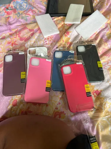 Vendo capa de iphone 14 plus e 14 max