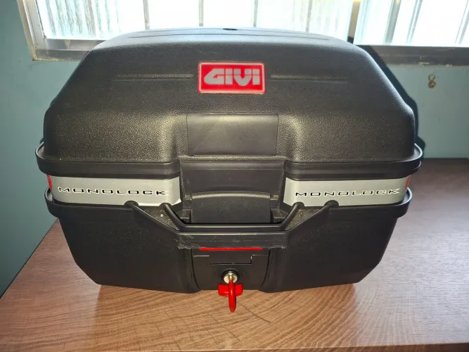 Baú givi e27