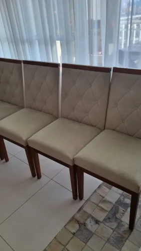 Cadeiras para mesa de jantar 