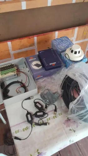 Câmeras de vigilância camufladas kit completo