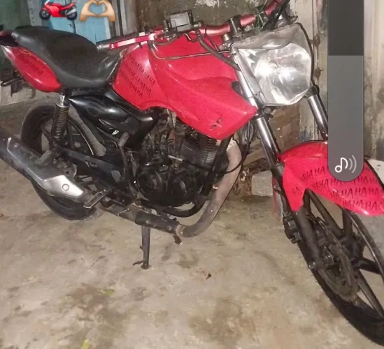 Toda em ordem só pegar e andar só com dueto e 1500 de placa