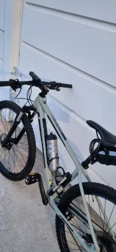 Sense Rock Evo (MTB) - Pouco usada