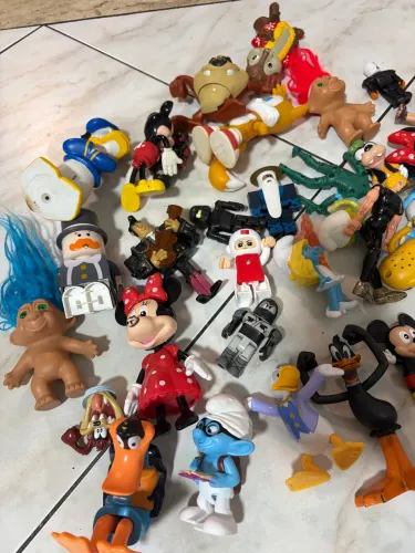 Bonecos Mc Donalds, bonecos vintages, bonecos colecionáveis e da Disney