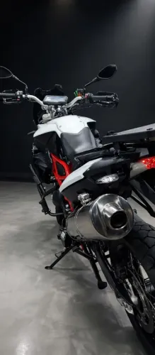 Vendo BMW 2015 F800 *Revisada*