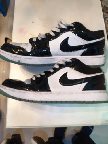 Air Jordan low