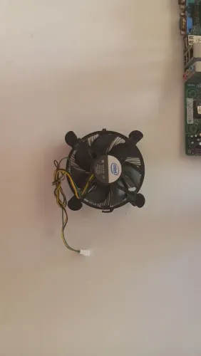 Cooler Intel