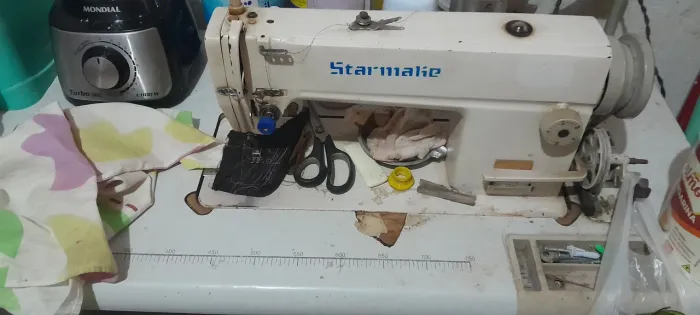 Maquina de costura reta industrial 