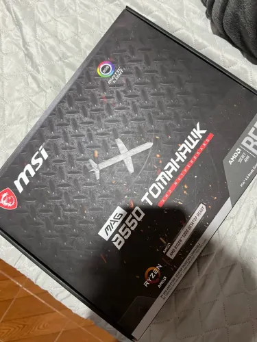 Placa Mãe B550 Tomahawk
