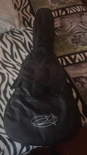 Violão Seminovo Com Capa Incluso