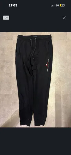 Calça Tommy e camisa Tommy 