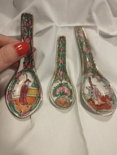 Conjunto de colheres de porcelana chinesa família rosa 