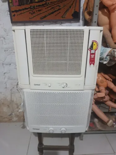 02 AR CONDICIONADO 7.500 BTS DE JANELA BOM ESTADO BUSCAR NO LOCAL *