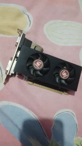 Placa de vídeo gtx 750 4gb no estado