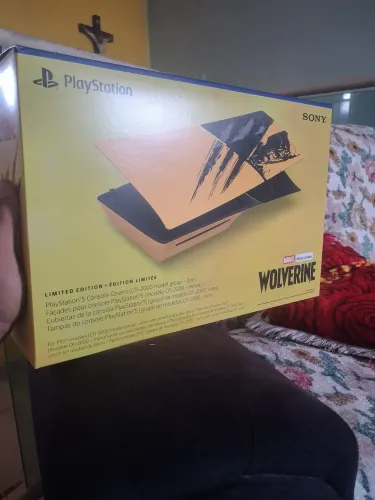 Tampas PS5 Slim Wolverine Limited Edition