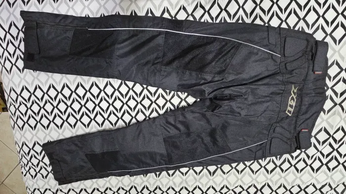Calça para moto
