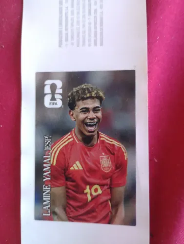 FIGURINHA DO LAMINE YAMAL ( SELEÇÃO DA ESPANHA )