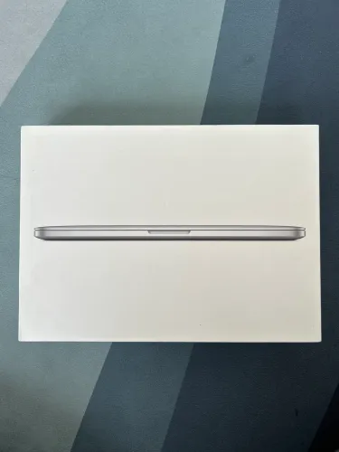 CAIXA MacBook Pro Modelo A1502