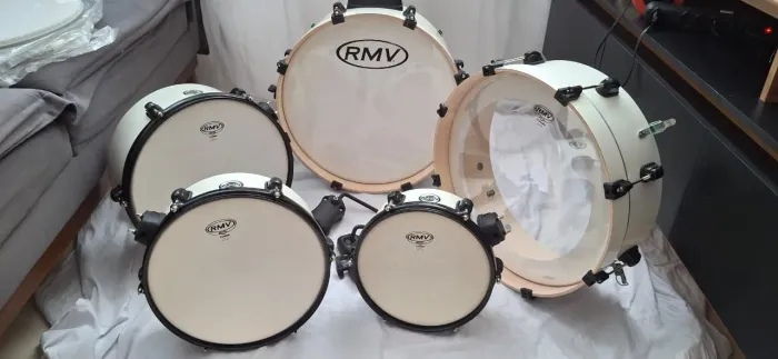 Vendo Bateria RMV FiberTech Trip Branca Compacta