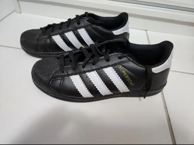 Tênis Adidas Original 37