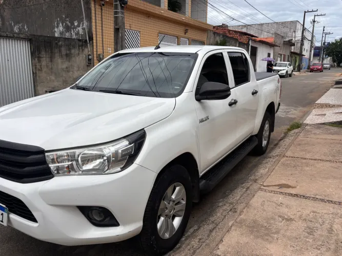 Toyota Hilux CD 4X4 2.8 Diesel Mec. 2020