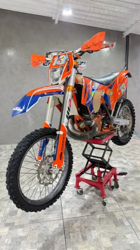 Ktm 300 2T novíssima , revisada pronta toda prova