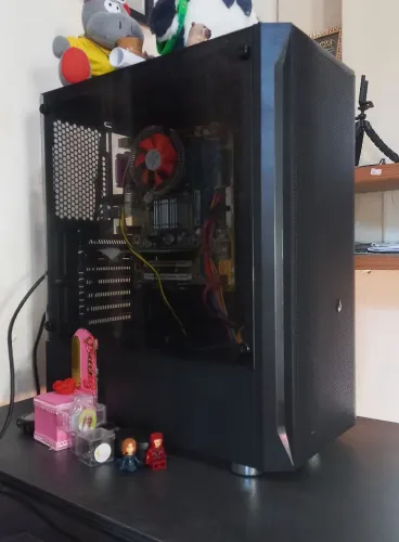 Vendo pc gamer, pouco tempo de uso