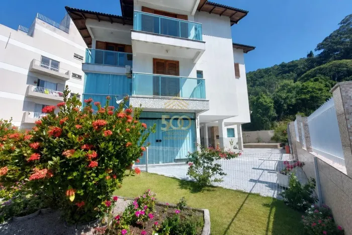 Residencial Apartamento - 621,00 (M²) de Área Total - 370,00 (M²) de Área Privativa - R$: