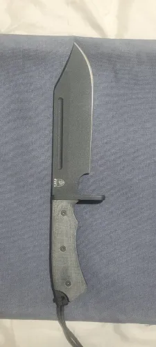 Faca em aço inox 14C28N fasb cutelaria. 
