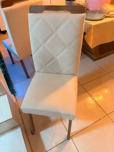 Vendo cadeiras usadas em bom estado