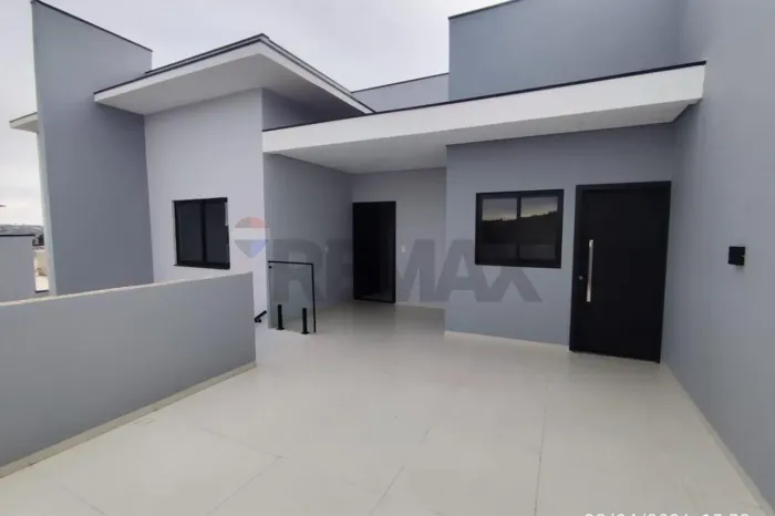 Casa no Jardim Concórdia com 01 suíte + 02 quartos