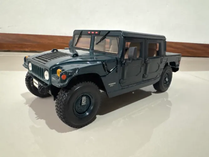 Miniatura Hummer H1 1/18