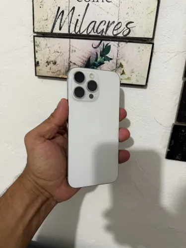 iPhone 16 Pro Max 256 gigas impecável e nunca aberto 