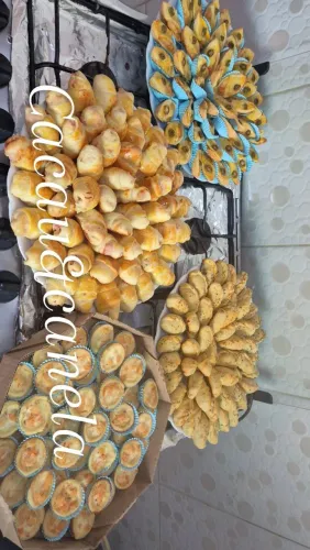 Trabalhamos com produções, de tortas bolos doces e salgados